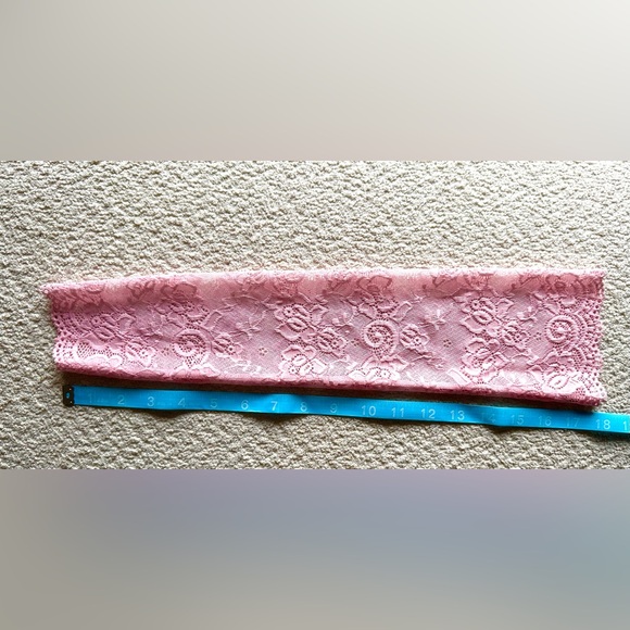 Pink Lace Elbow Gloves Fingerless Formal Gloves Pair NEW - Picture 2 of 4